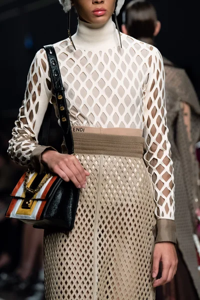 Look 67